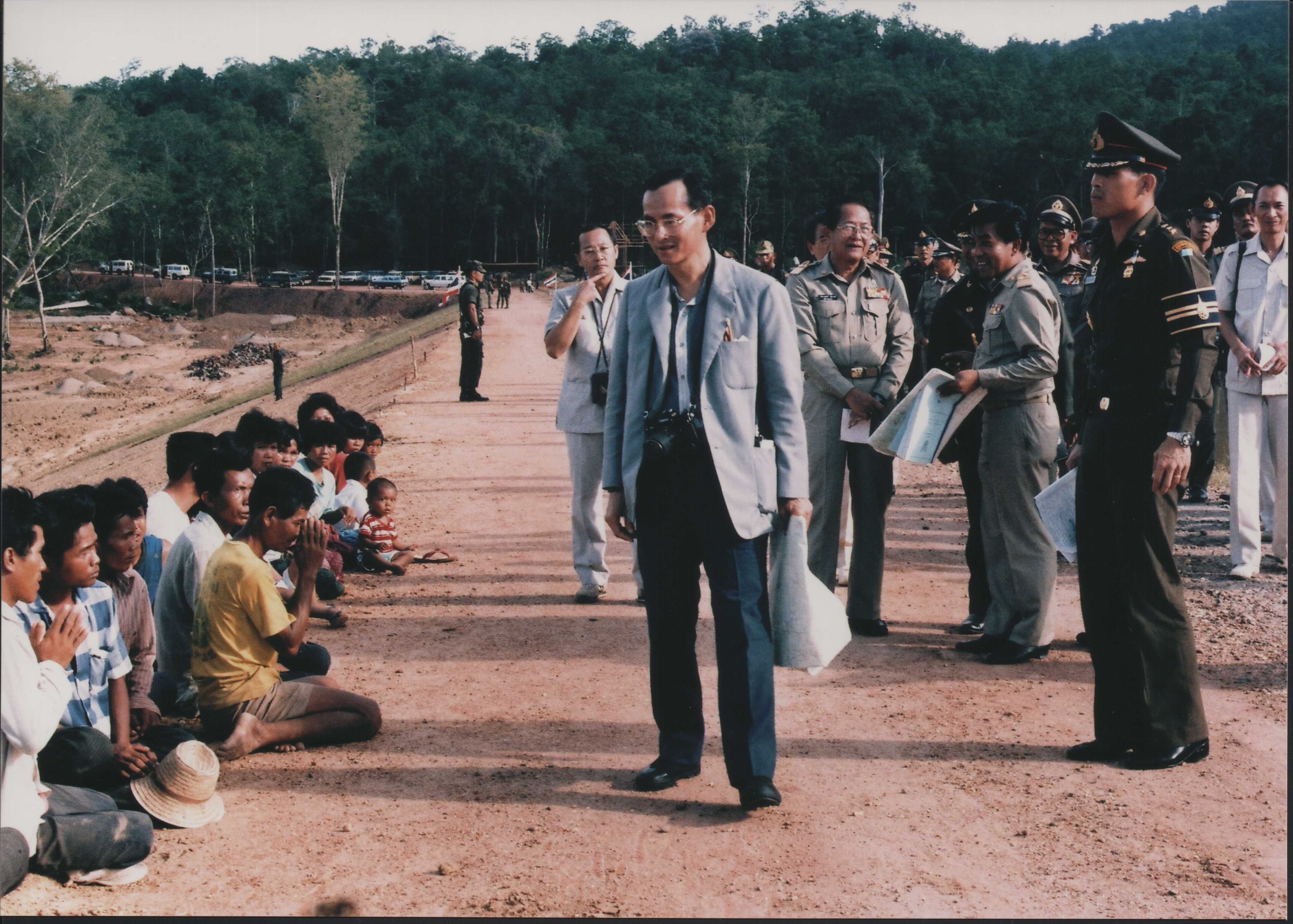 พระบาทสมเด็จพระปรมินทรมหาภูมิพลอดุลยเดช บรมนาถบพิตร รัชกาลที่ 9