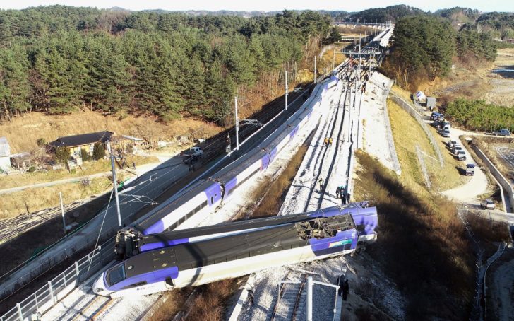 SKOREA-RAIL-ACCIDENT