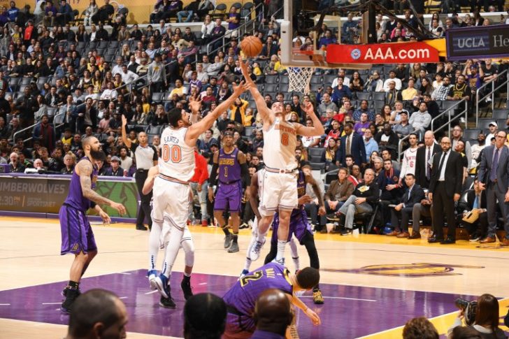 New York Knicks v Los Angeles Lakers