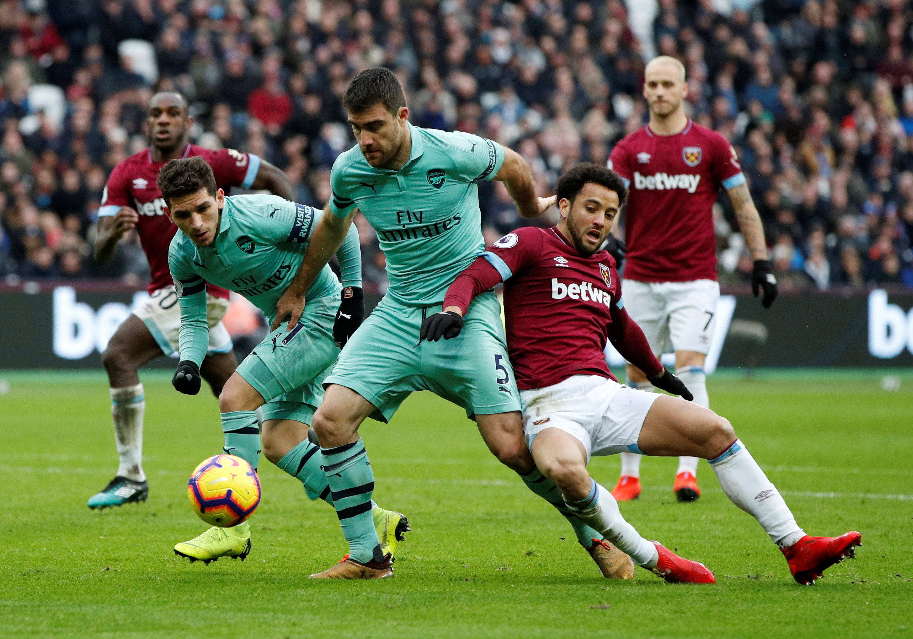 ผลการค้นหารูปภาพสำหรับ West Ham United	  -  Arsenal