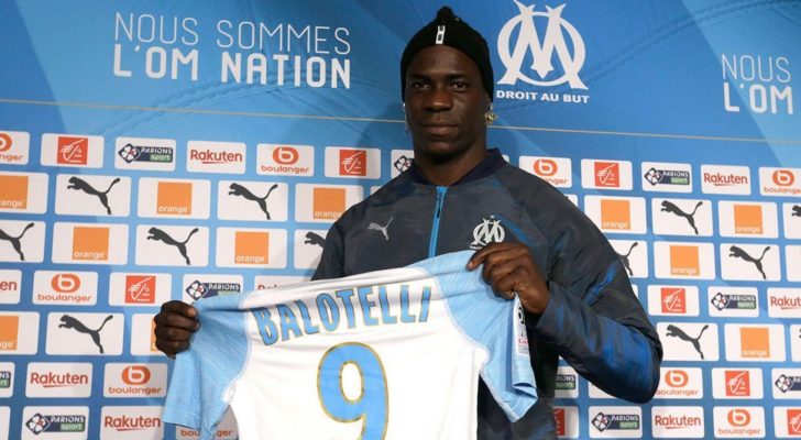 Marseille_Mario_Balotelli_Signs-1040x572