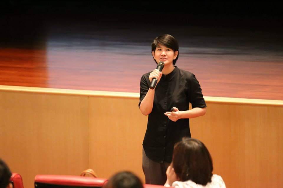 ผศ.ดร.นิธิดา แสงสิงแก้ว อาจารย์คณะวารสารศาสตร์และสื่อสารมวลชน มหาวิทยาลัยธรรมศาสตร์