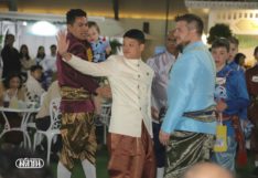 เสด็จเยี่ยมชมงานอุ่นไอรัก