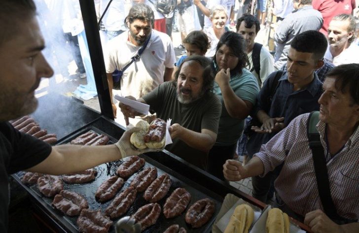 FBL-ARGENTINA-CHORIPAN-BANNING