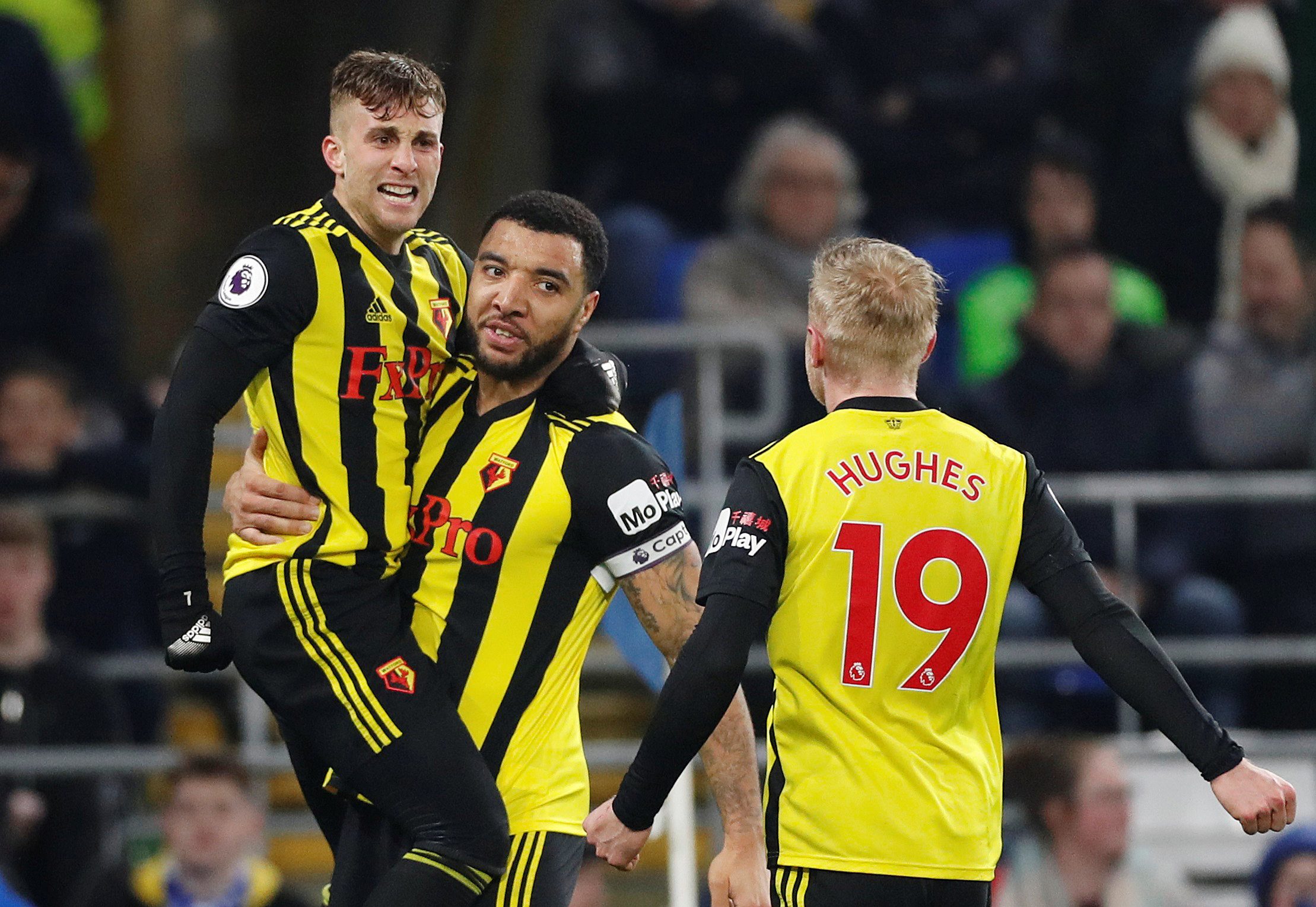 เดวโลเฟว' แฮตทริกพาวัตฟอร์ดถล่มคาร์ดิฟฟ์ 5-1 ขึ้นอันดับ 7 พรีเมียร์ลีก