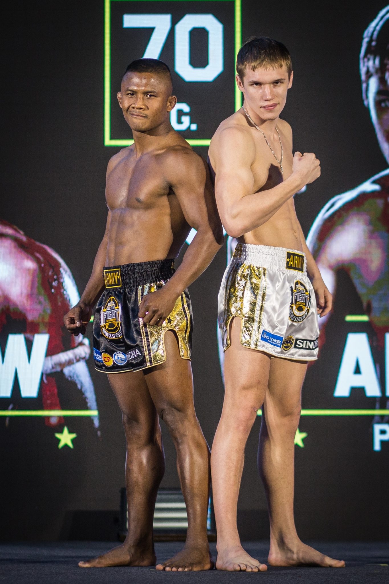à¸š à¸§à¸‚à¸²à¸§ à¸Šà¸™ à¸› à¸Šà¹‚à¸›à¸£ à¸™ à¸žà¸£ à¸­à¸¡à¸™à¸³à¸— à¸žà¸¡à¸§à¸¢à¸—à¸«à¸²à¸£à¹„à¸—à¸¢à¸¥ à¸¢à¸¨ à¸ All Star Fight World Soldier à¸„à¸¥ à¸›
