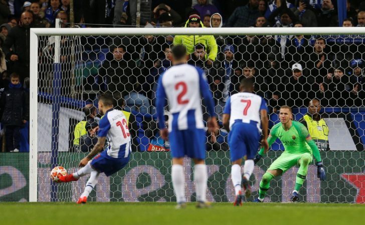 Champions League - Round of 16 Second Leg - FC Porto v AS Roma