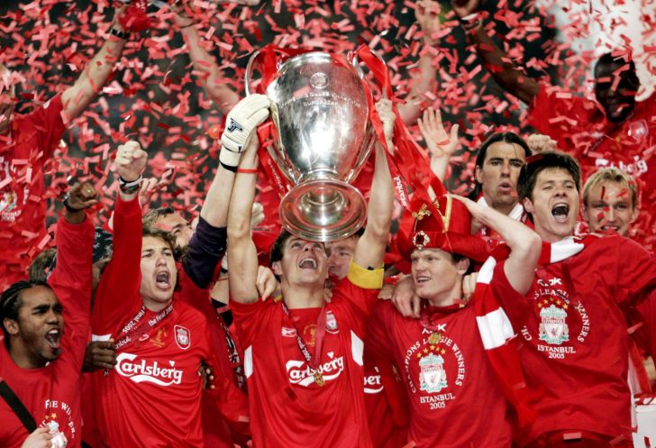 FILE PHOTO: Liverpool's Steven Gerrard lifts the Champions League trophy with his team mates celebrating around him