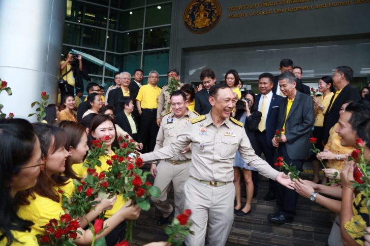 พล.อ.อนันตพร อำลา (3)