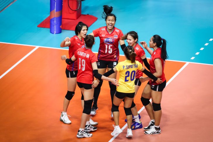 Thailandplayerscelebrateafterscoringapoint