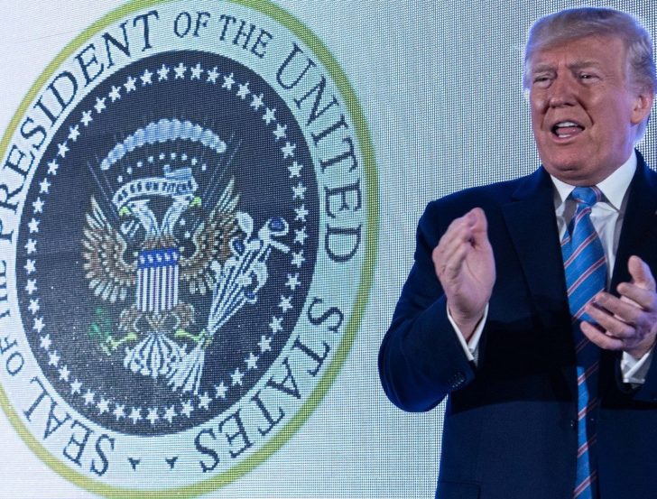 Heads spin in Washington at two-headed presidential seal
