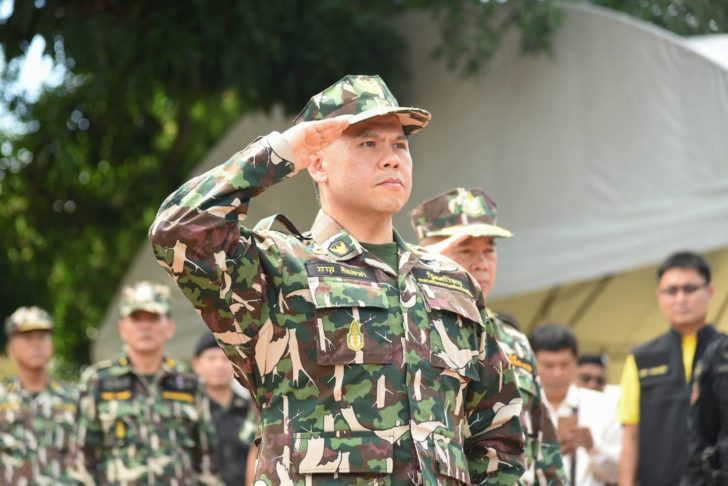 นายวราวุธ ศิลปอาชา1