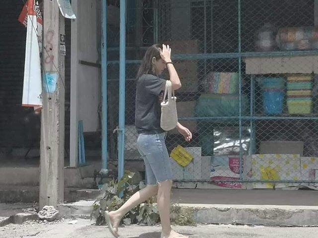 แห่แชร์ภาพ 'สงกรานต์-แมท' ในอิริยาบถผ่อนคลาย
