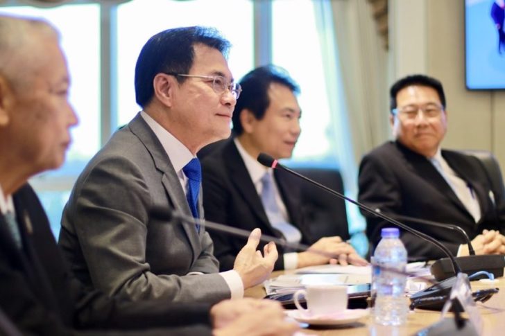จุรินทร์ ลักษณวิศิษฏ์