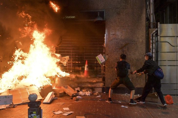 HONG KONG-CHINA-politics-unrest-CRIME