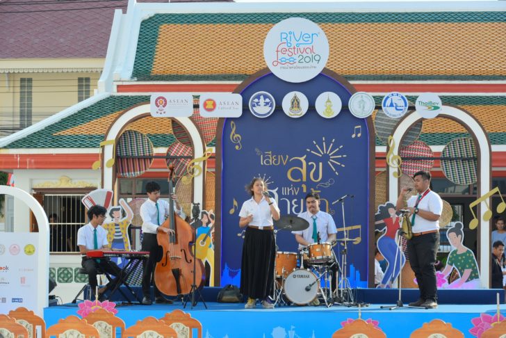การแสดงดนตรี จากคณะดุริยางคศาสตร์ มหาวิทยาลัยศิลปากร1