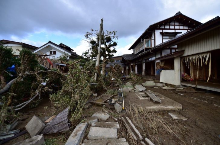 JAPAN-TYPHOON-WEATHER