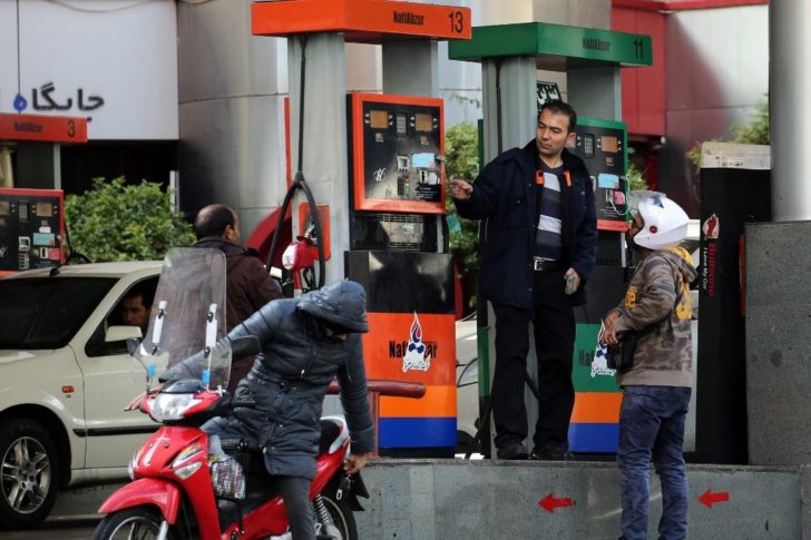 IRAN-ECONOMY-PETROL