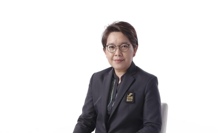 นางสาวนารถนารี รัฐปัตย์