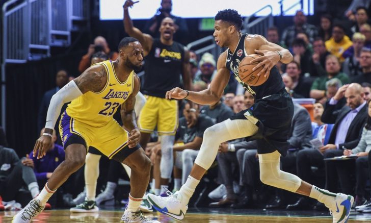 NBA: Los Angeles Lakers at Milwaukee Bucks
