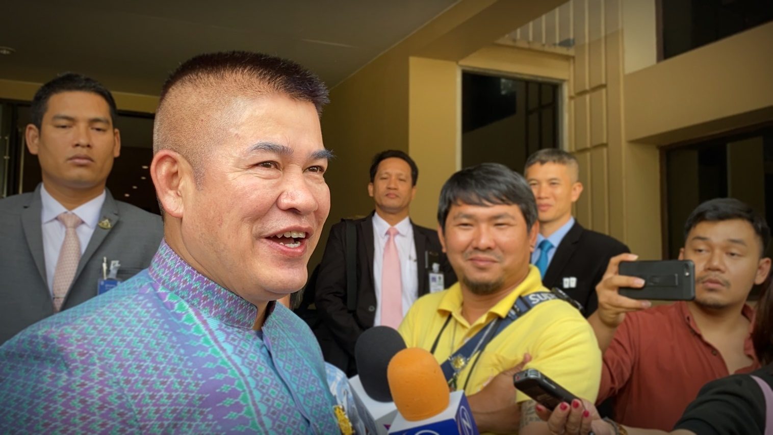 ร.อ.ธรรมนัส พรหมเผ่า