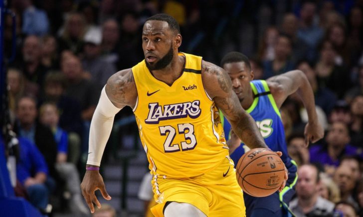 NBA: Los Angeles Lakers at Dallas Mavericks