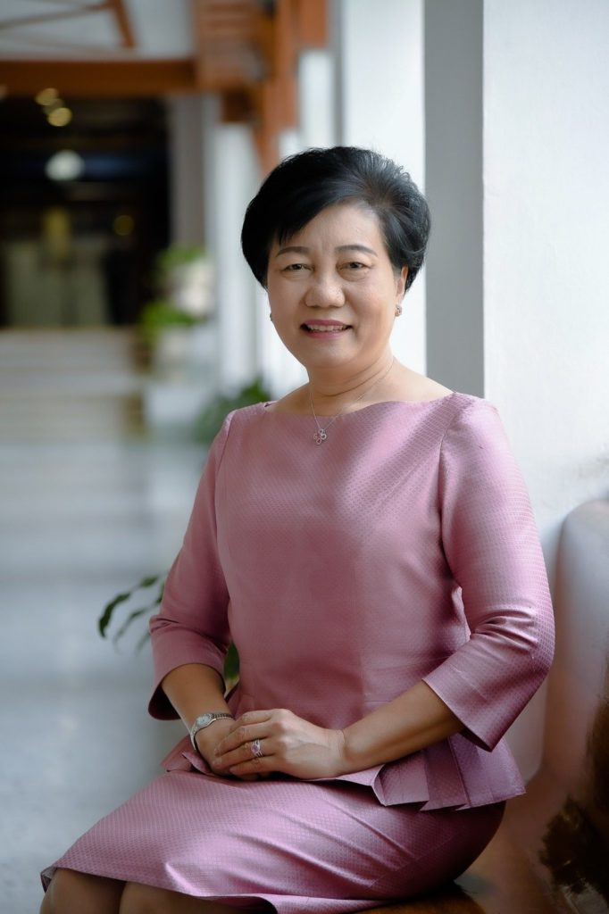 นางศิลปสวย ระวีแสงสูรย์ ปลัดกรุงเทพมหานคร