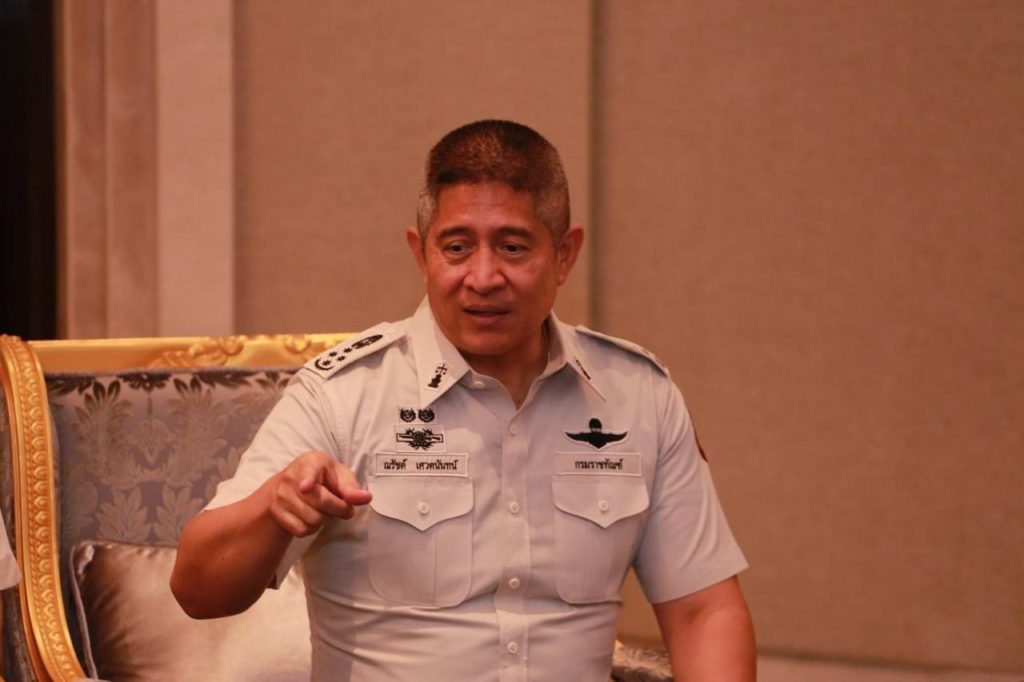 พ.ต.อ.ณรัชต์ เศวตนันทน์ 