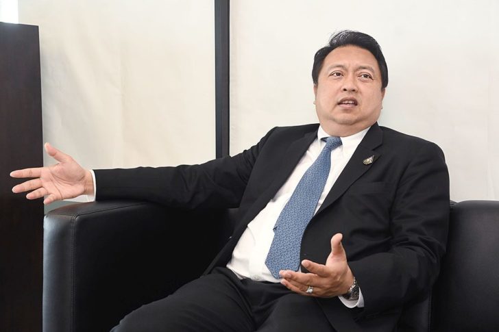 สุชาติ