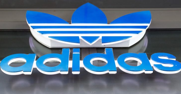 Adidas-กำไรหาย-95
