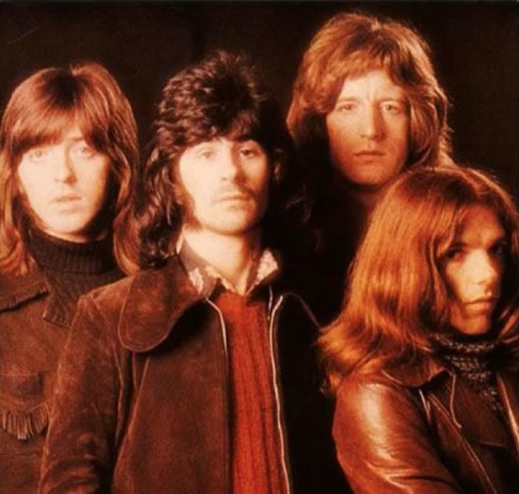 Badfinger ย่ำไปในดงเพลง : Carry On Till Tomorrow ยืนหยัดต่อไปให้ถึงพรุ่งนี้ : เขบ็ดหัวโต