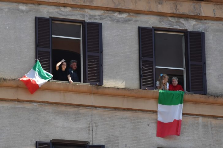 ITALY-HEALTH-VIRUS-WWII-LIBERATION-DAY-FLASHMOB