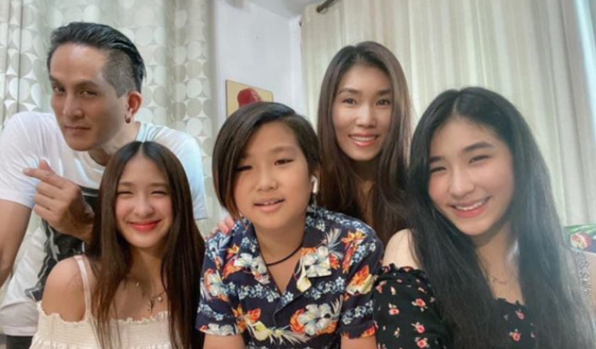 ยังพูดอะไรไม่ได้