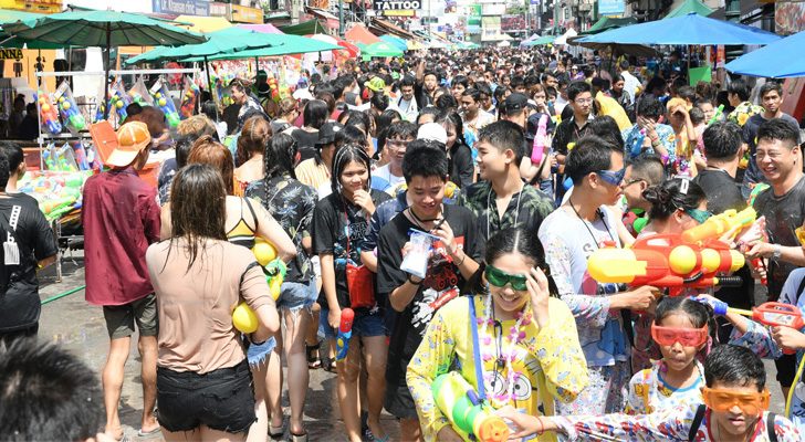 สถานีคิดเลขที่ 12 : มี-ไม่มีสงกรานต์ : โดย สุริวงค์ เอื้อปฏิภาน