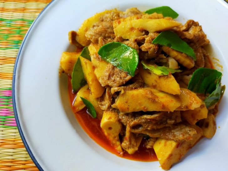 เนื้อผัดพริกแกง-02