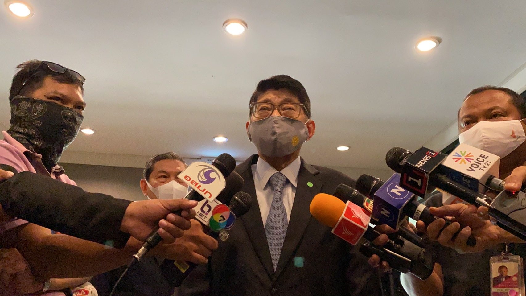 ‘วิษณุ’ เผยทูตสหรัฐ ถามเหตุผลยืดพ.ร.ก.ฉุกเฉิน ยันไม่โยงเรื่องการเมือง