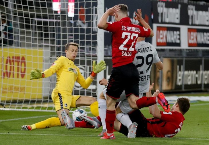 FBL-GER-BUNDESLIGA-FREIBURG-LEVERKUSEN