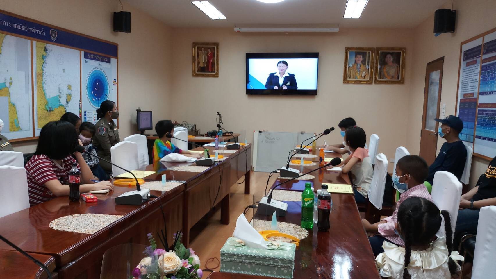 ตำรวจน้ำสุราษฎร์ ปล่อยไวไฟ-จัดห้องเรียนออนไลน์ พร้อมเรือรับส่ง น.ร.ตามเกาะ