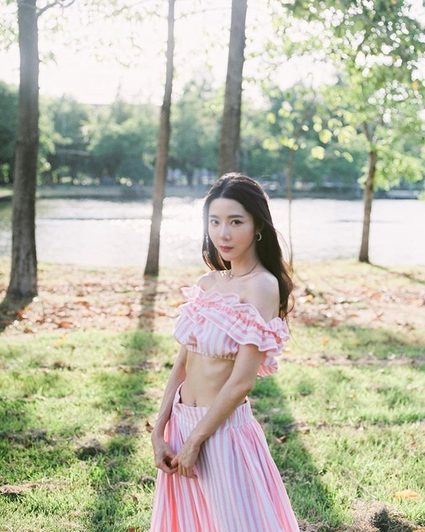 เนย วรัฐฐา