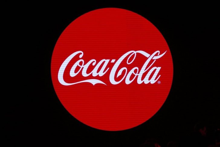FILES-FRANCE-US-IT-SOCIAL-RACISM-ADVERTISING-COCACOLA