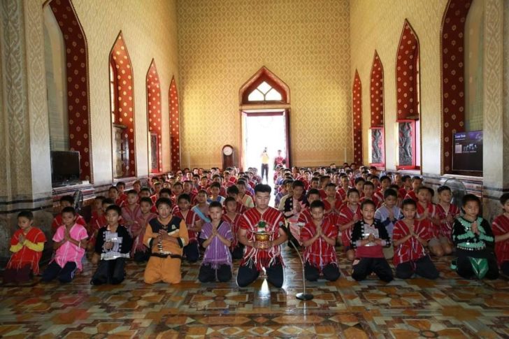 อุปสมบทหมู่ชาวเขา