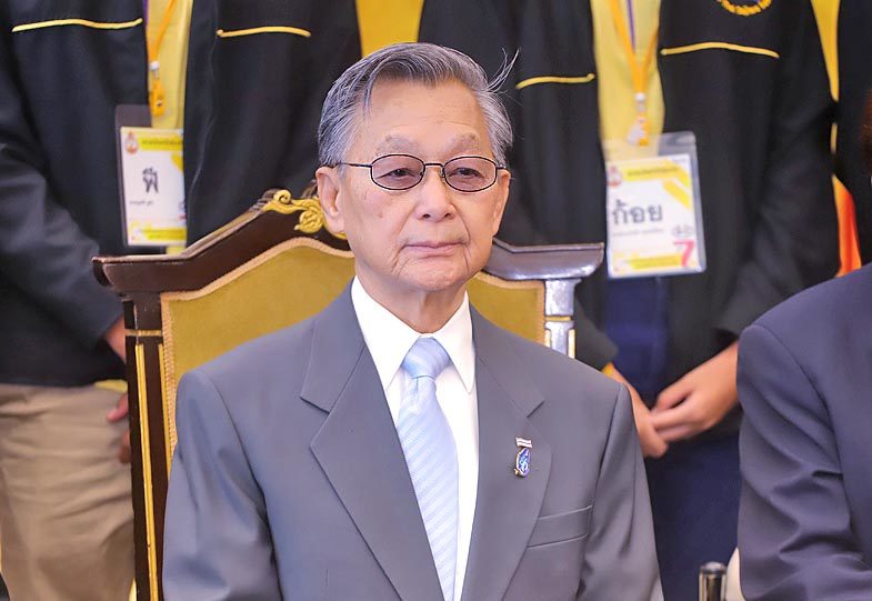 โครงร่างตำนานคน : ชวน หลีกภัย ทิศทางพรรคประชาธิปัตย์ : โดย การ์ตอง