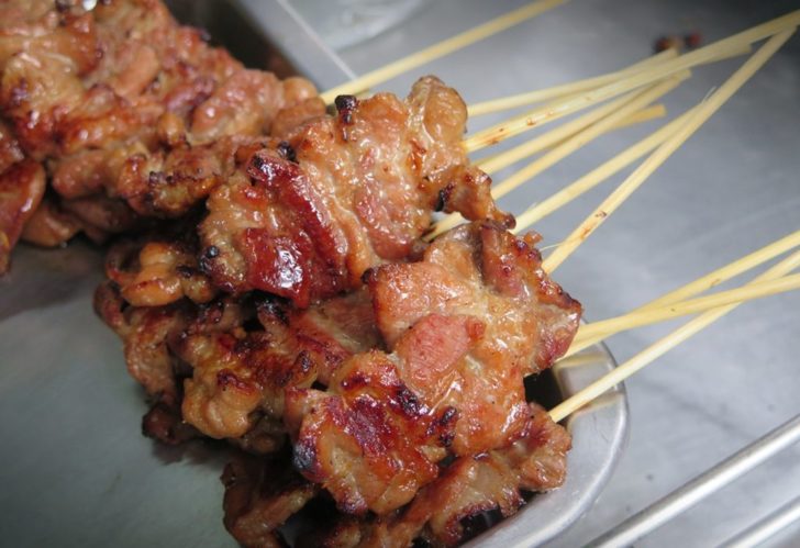 หมูปิ้งเฮียอ้วน