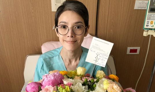 น้ิงปก นิ้ง กุลสตรี