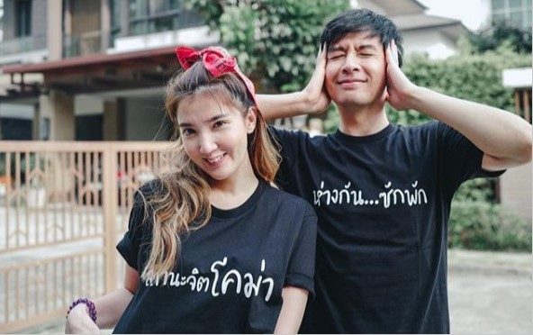 ออย ธนา