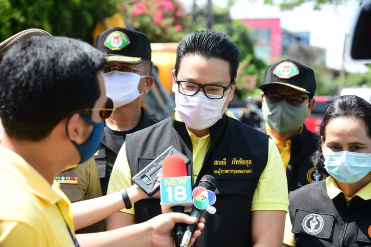 นายสกลธี ภัททิยกุล