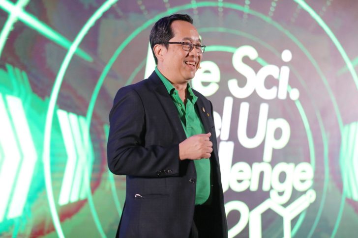 นำ-นเรศ ดำรงชัย
