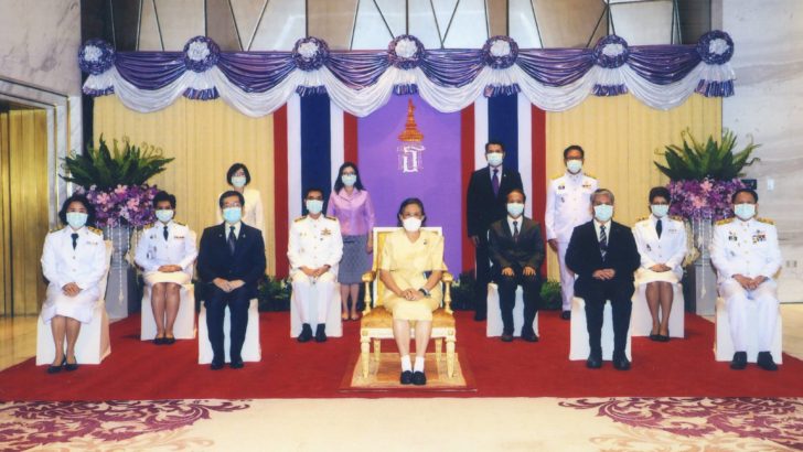 พระเทพฯ2