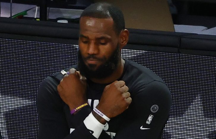 Portland Trail Blazers v Los Angeles Lakers - Game Five