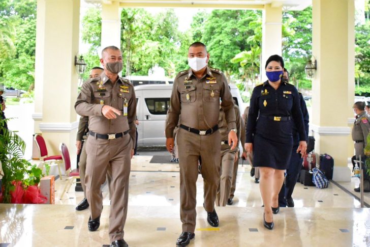 อมรมยึดทรัพย์ นำ